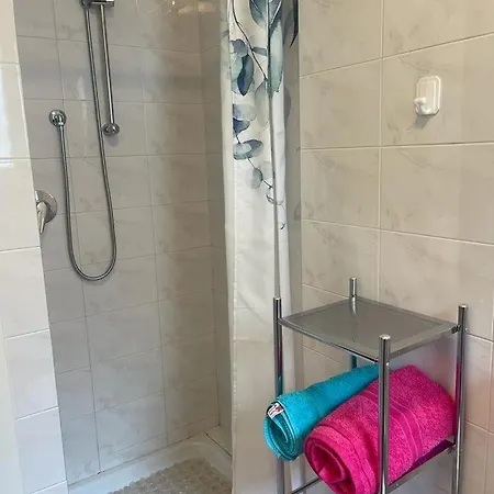 2 Pièces-4 Personnes Appartement